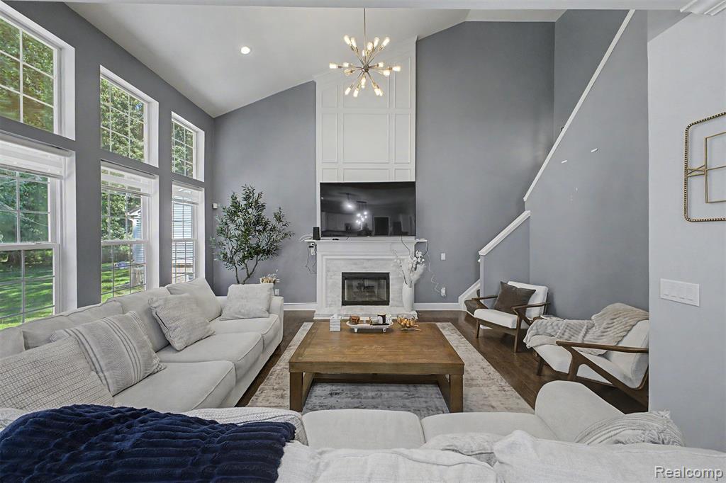 8179 Creekside Drive, Westland, MI — Photo 16
