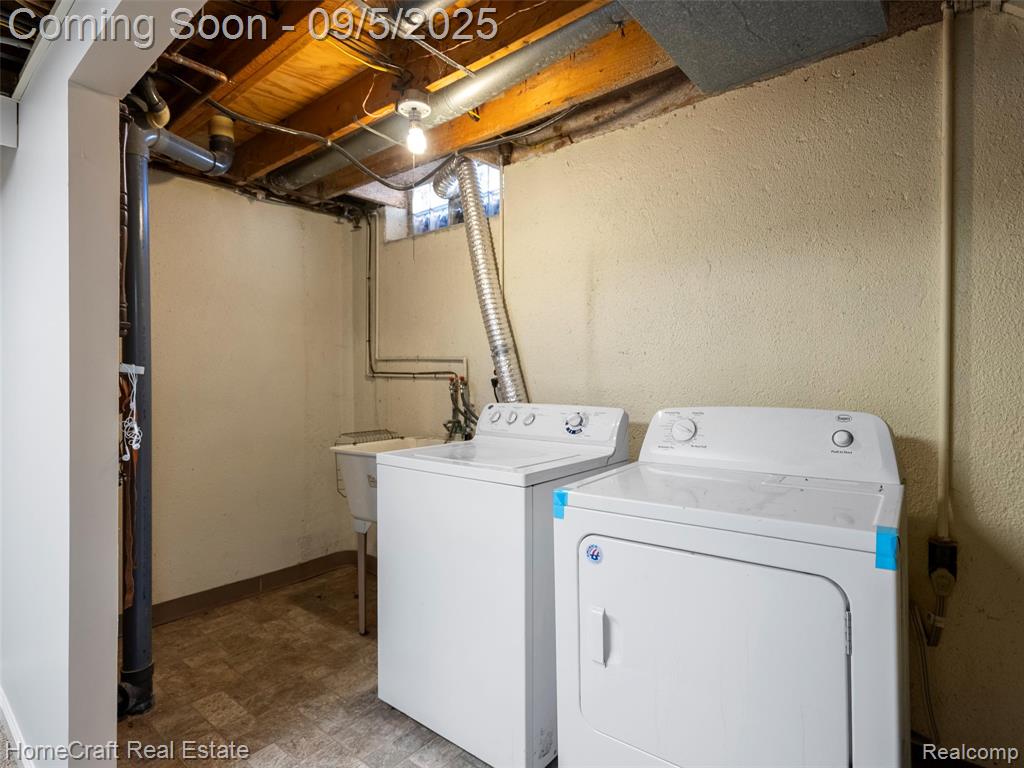 44661 JEFFREY Circle, Canton, MI 48187 — Photo 44