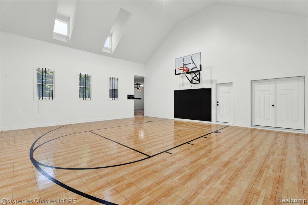 5080 Tootmoor Road, Bloomfield Hills, MI 48302 — Photo 36