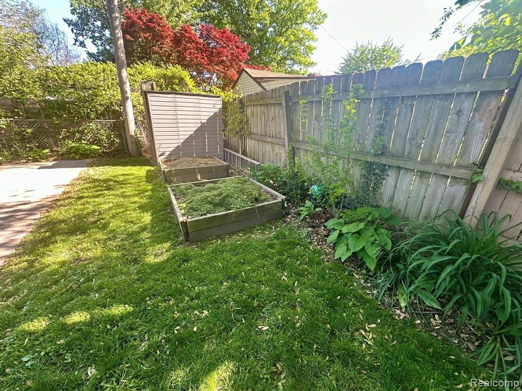 4151 Grayton Street, Detroit, MI 48224 — Photo 21