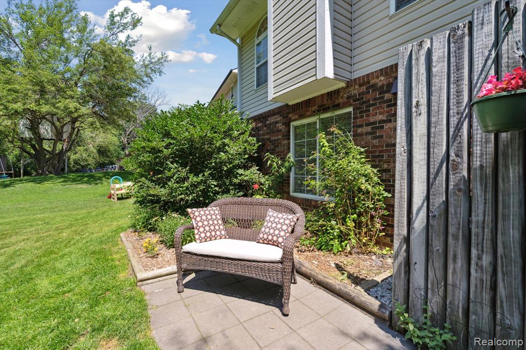 575 Thornehill Trail, Oxford, MI 48371 — Photo 43