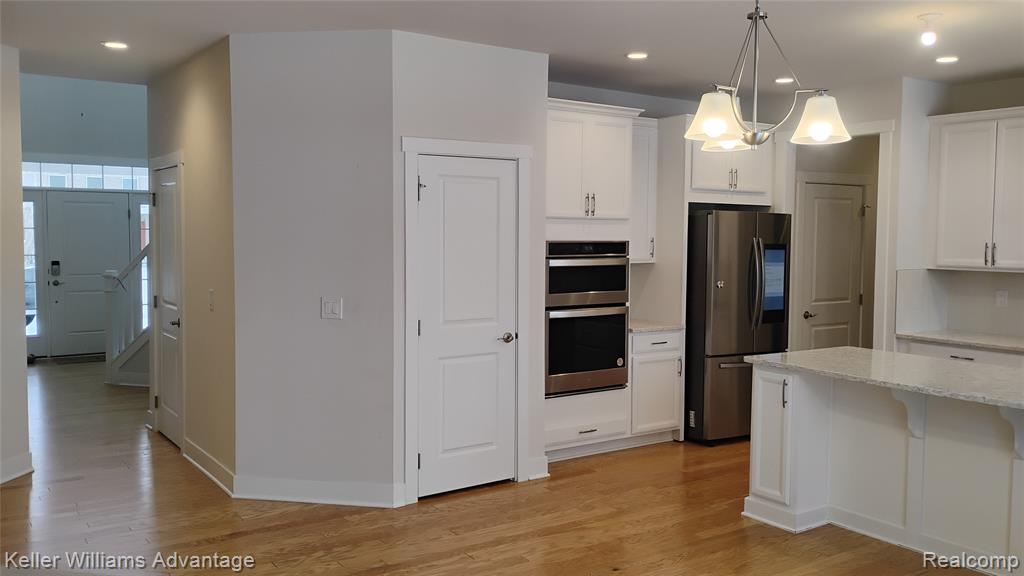 50654 Scarborough Road, Canton, MI 48188 — Photo 14