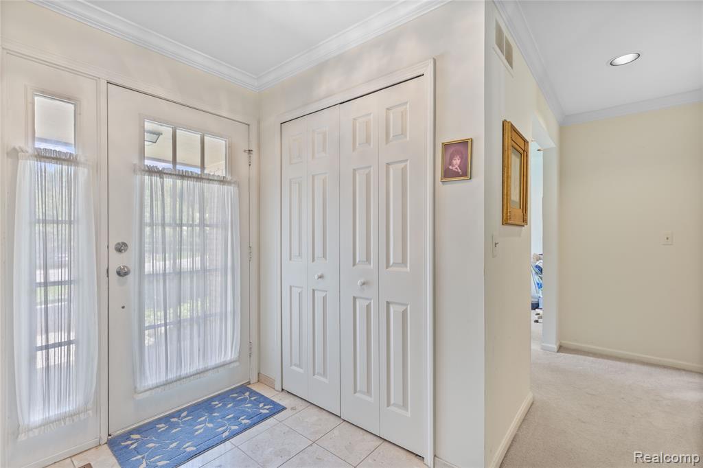 6579 Noble Road, West Bloomfield, MI — Photo 3