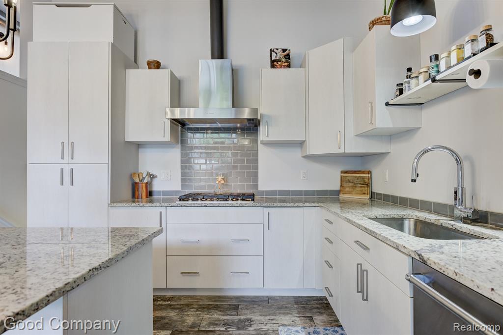 640 W 11 Mile Road, Royal Oak, MI 48067 — Photo 11