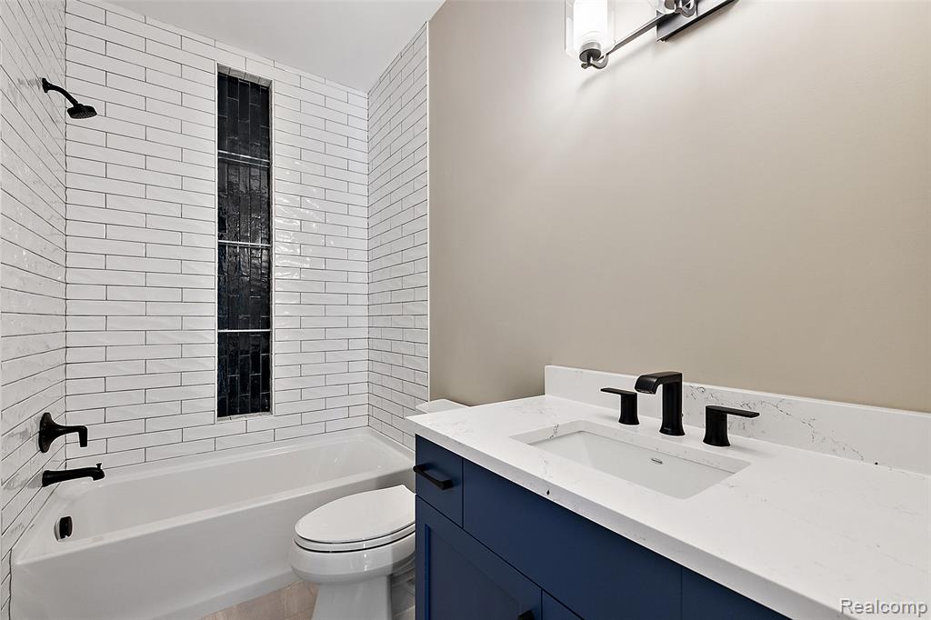 1 Pinery Court, Orion, MI 48362 — Photo 47