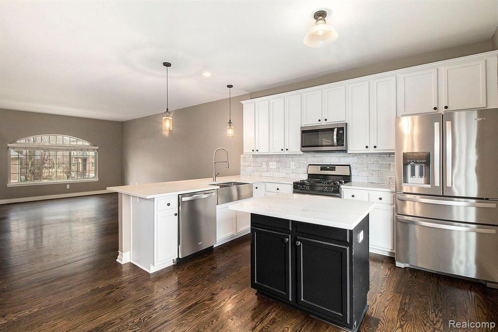 53142 CELTIC Drive, Shelby Twp, MI 48315 — Photo 10