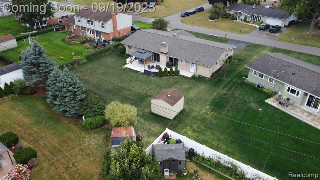 8139 Hedgeway Drive, Shelby Twp, MI 48317 — Photo 3