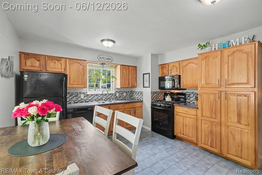 508 W 2nd Street, Davison, MI 48423 — Photo 10