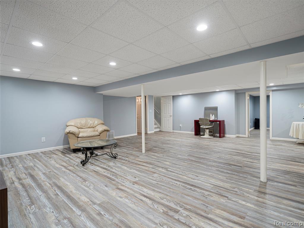 4971 Chadbourne Drive, Sterling Heights, MI 48310 — Photo 41