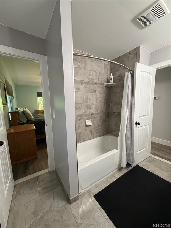 825 Rowlinson Lane, Ortonville, MI 48462 — Photo 19