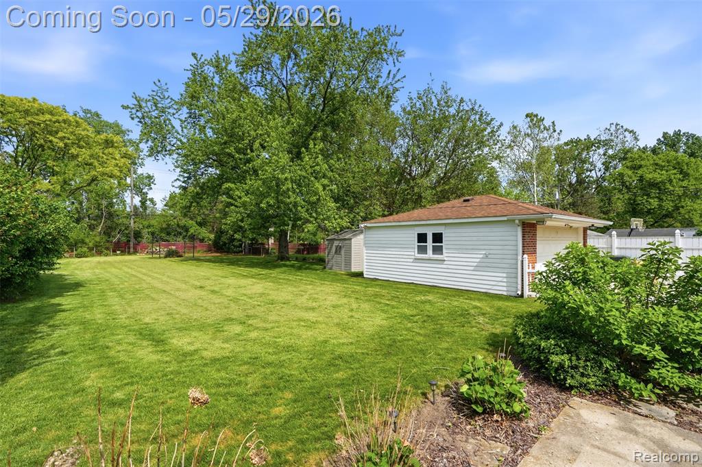 14338 Shadywood Drive, Plymouth, MI 48170 — Photo 28