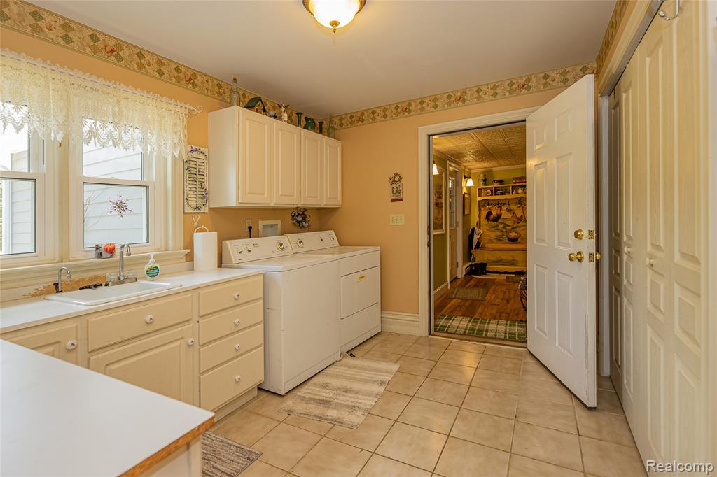3839 Shamrock Drive, Lapeer, MI 48446 — Photo 49
