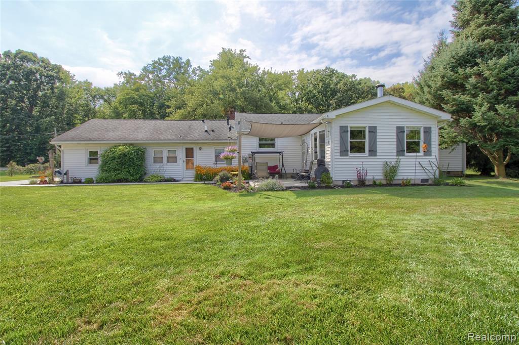 10784 Exeter Road, Carleton, MI 48117 — Photo 26