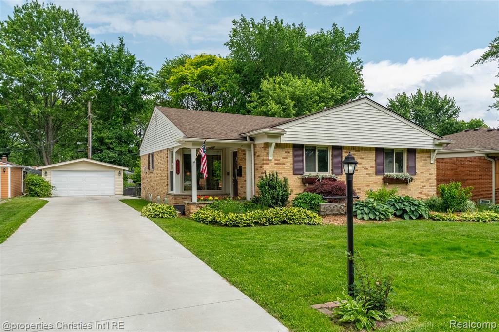 4228 Rosewold Avenue, Royal Oak, MI 48073 — Photo 2