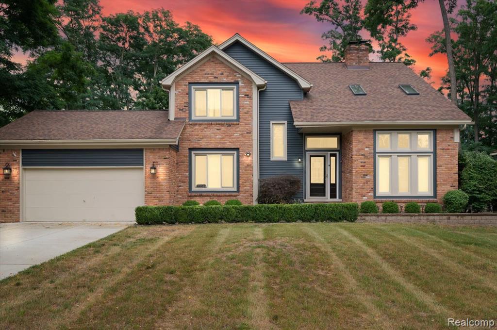 48952 Forest Drive, Utica, MI 48317