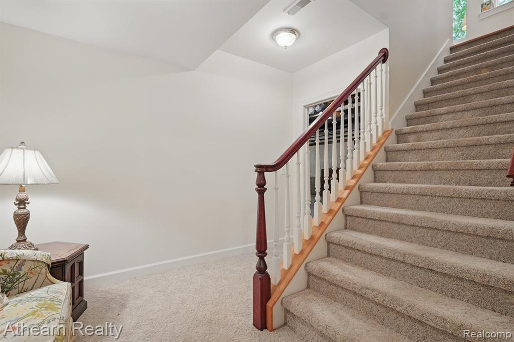 8373 Riverwalk Drive, Fenton, MI 48430 — Photo 62