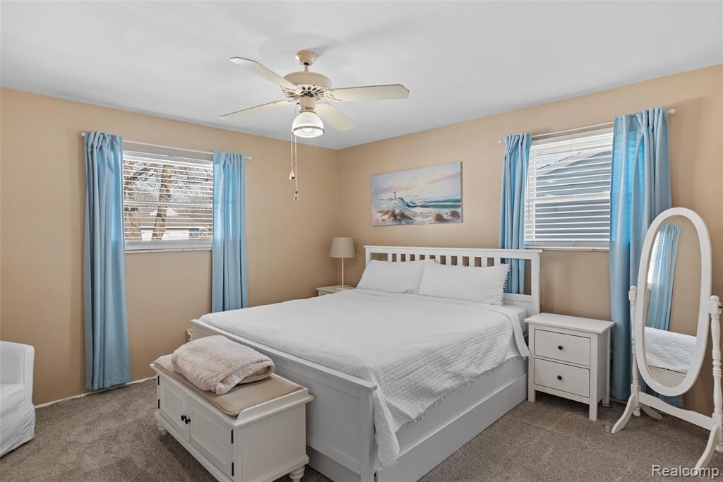 608 Autumn Drive, Flushing, MI 48433 — Photo 20