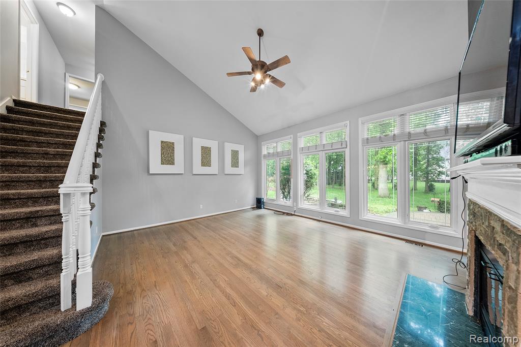 8487 Sherwood Drive, Grosse Ile, MI 48138 — Photo 6
