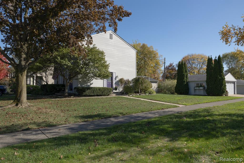 16329 Birwood Avenue, Beverly Hills, MI 48025 — Photo 42