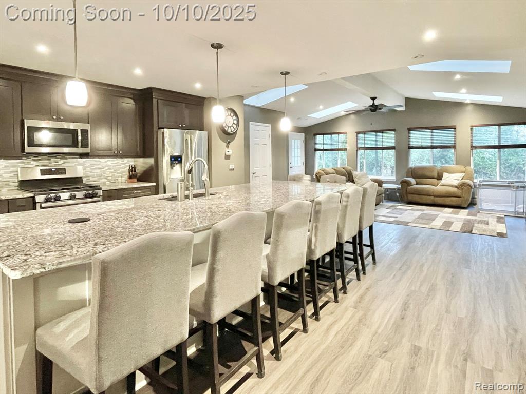 6460 Elmoor Drive, Troy, MI 48098 — Photo 11