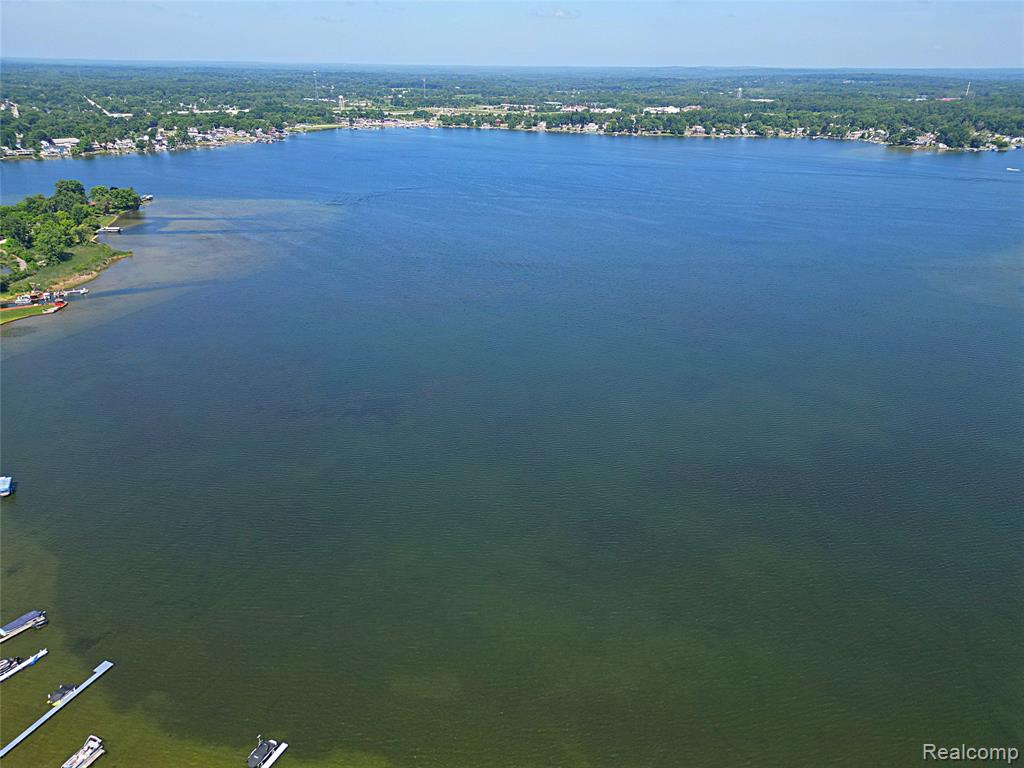 412 E Shore Drive, Whitmore Lake, MI 48189 — Photo 60