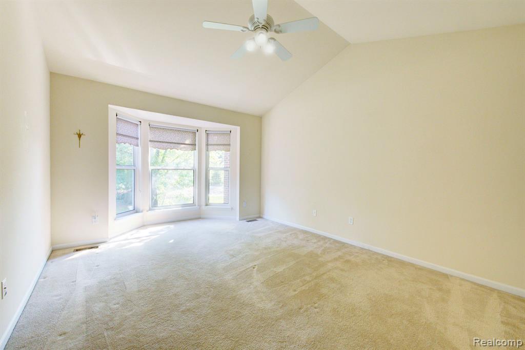 1146 ANDOVER Circle, Commerce Twp, MI 48390 — Photo 14
