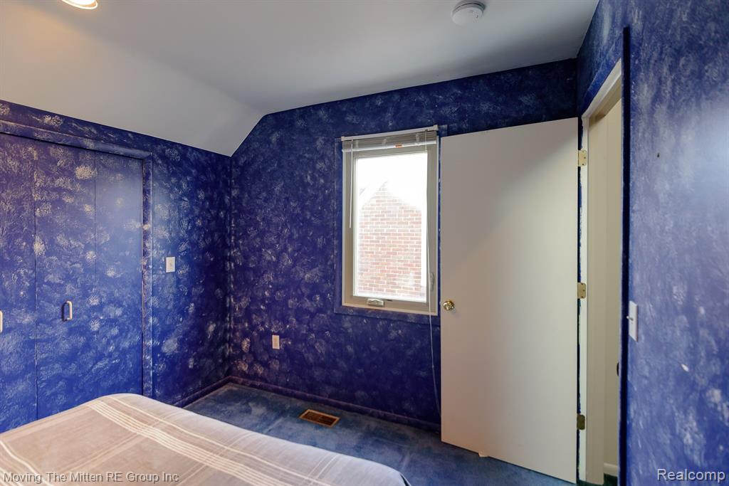 925 N Rosevere Avenue, Dearborn, MI 48128 — Photo 30