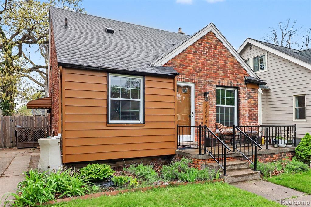 23045 Sherman Street, Oak Park, MI 48237 — Photo 5