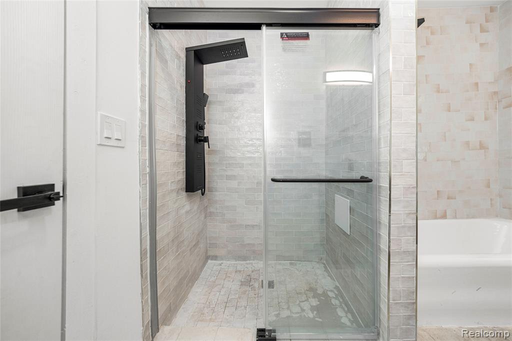 3251 Calvert Street, Detroit, MI 48206 — Photo 24