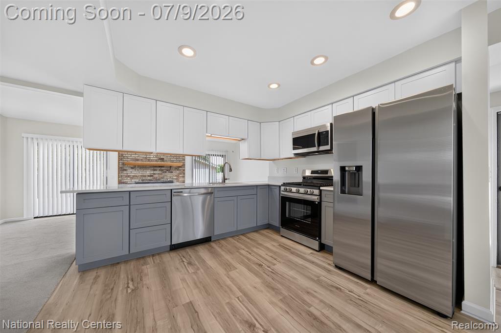 40925 McNamara Drive, Clinton Twp, MI 48038 — Photo 8