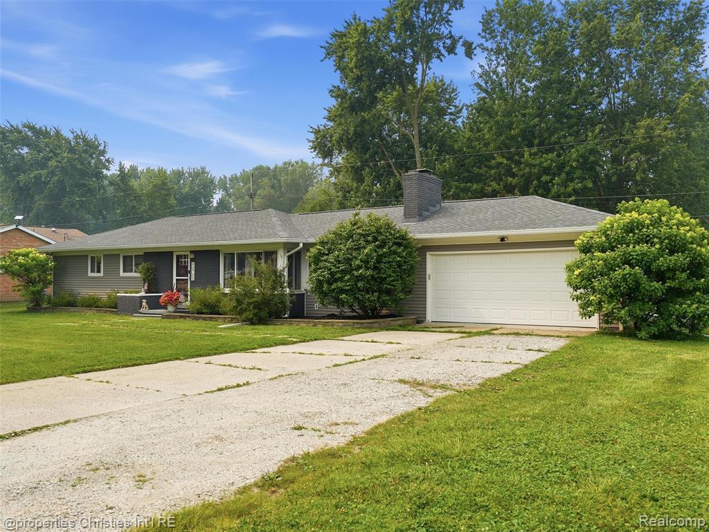 52735 Washington Street, New Baltimore, MI 48047 — Photo 47