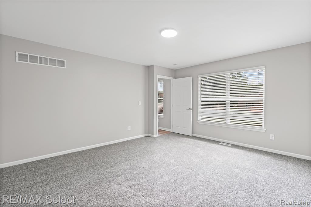 708 Wilberforce Drive, Flint, MI 48503 — Photo 13