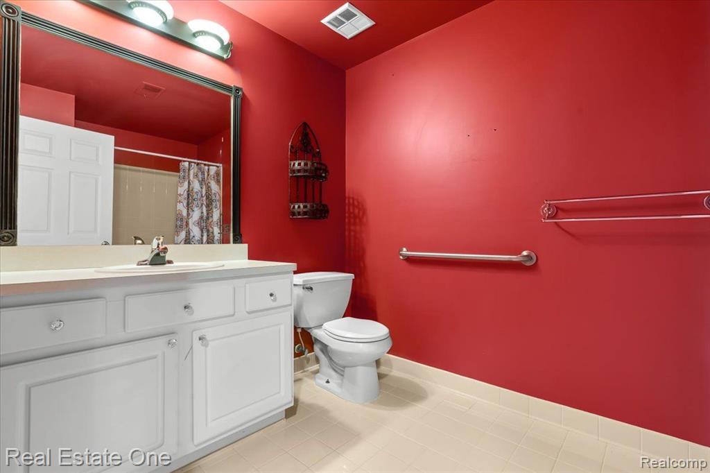 1818 Flagstone Circle, 34, Rochester, MI 48307 — Photo 21