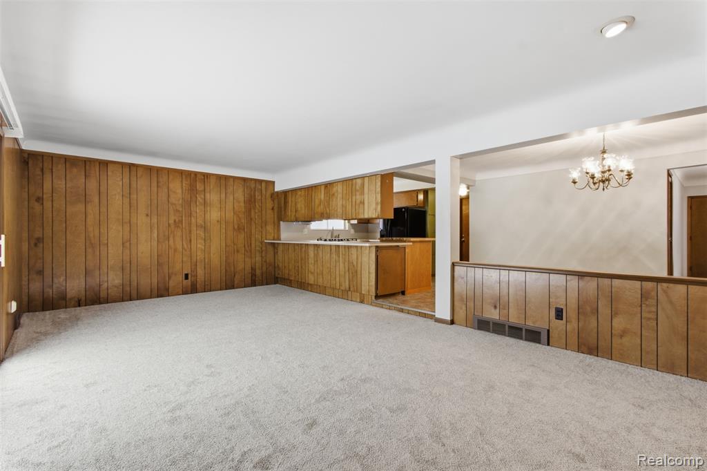 6525 Norton Drive, Troy, MI 48085 — Photo 12