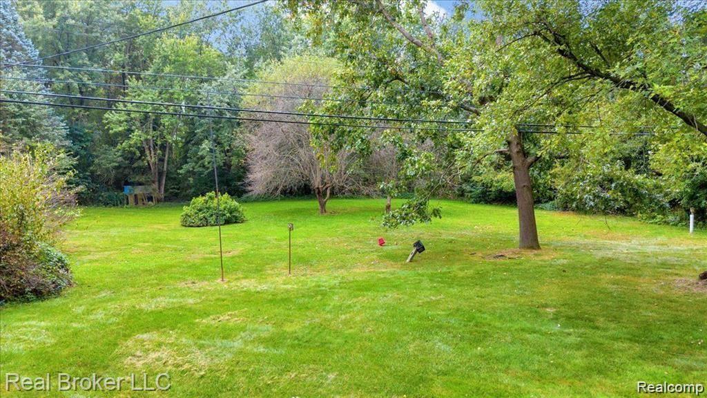 6083 WALDON Road, Clarkston, MI — Photo 8