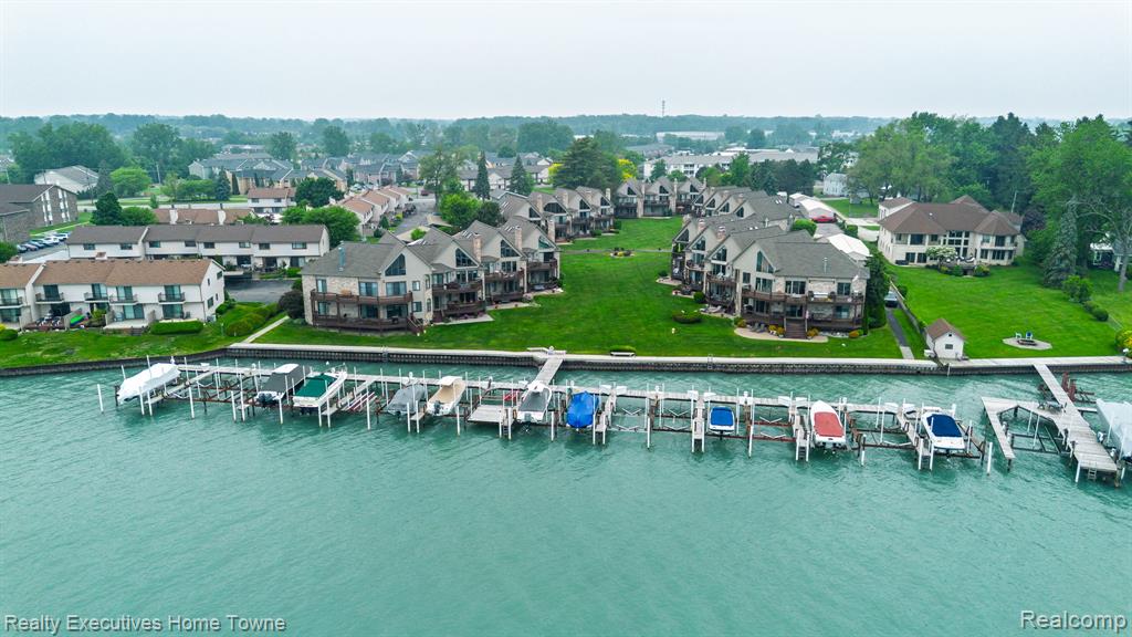 50731 Harbour View Drive N, 26, New Baltimore, MI 48047 — Photo 8
