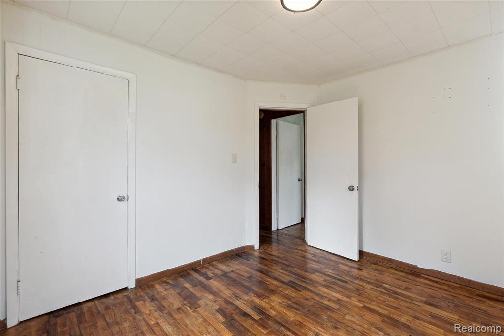 5407 Country Lane, Flint, MI 48506 — Photo 20