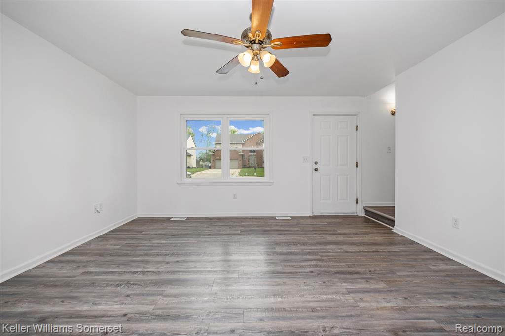 90 Tacoma Drive, Troy, MI 48084 — Photo 11