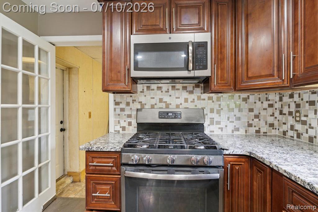 500 TROMBLEY Drive, Troy, MI 48083 — Photo 14