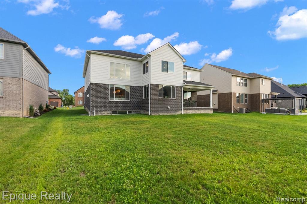 24603 CALLAWAY Drive, Macomb, MI 48042 — Photo 48