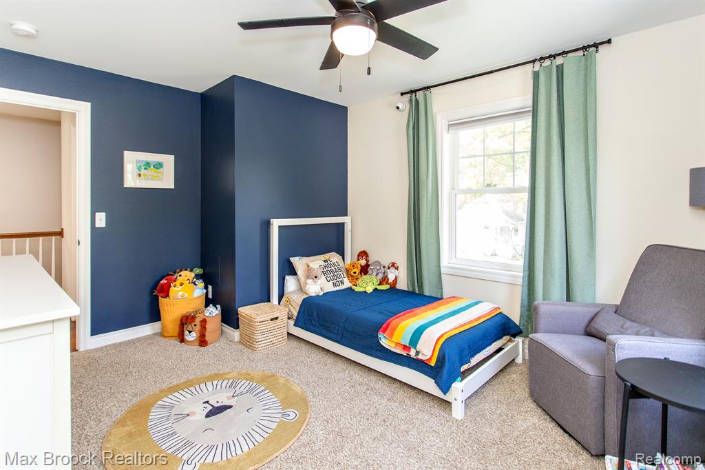 924 N Maple Avenue, Royal Oak, MI 48067 — Photo 33