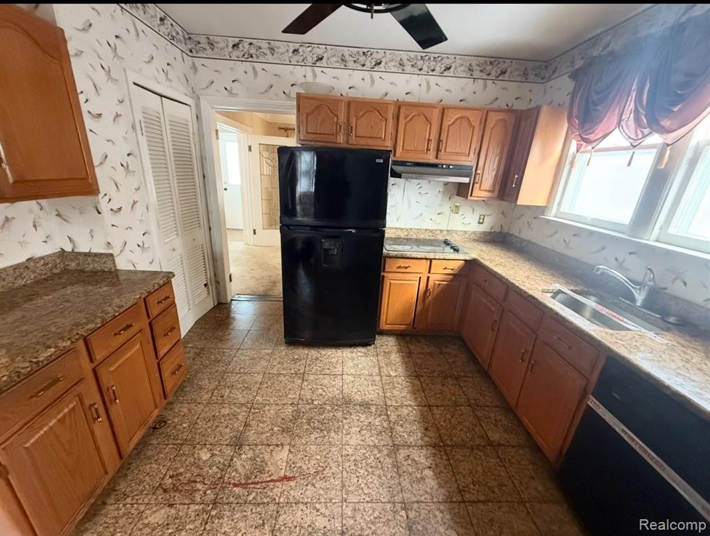 19187 GAINSBOROUGH Road, Detroit, MI 48223 — Photo 4