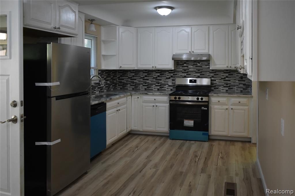 23825 Johnston Avenue, Eastpointe, MI 48021 — Photo 4
