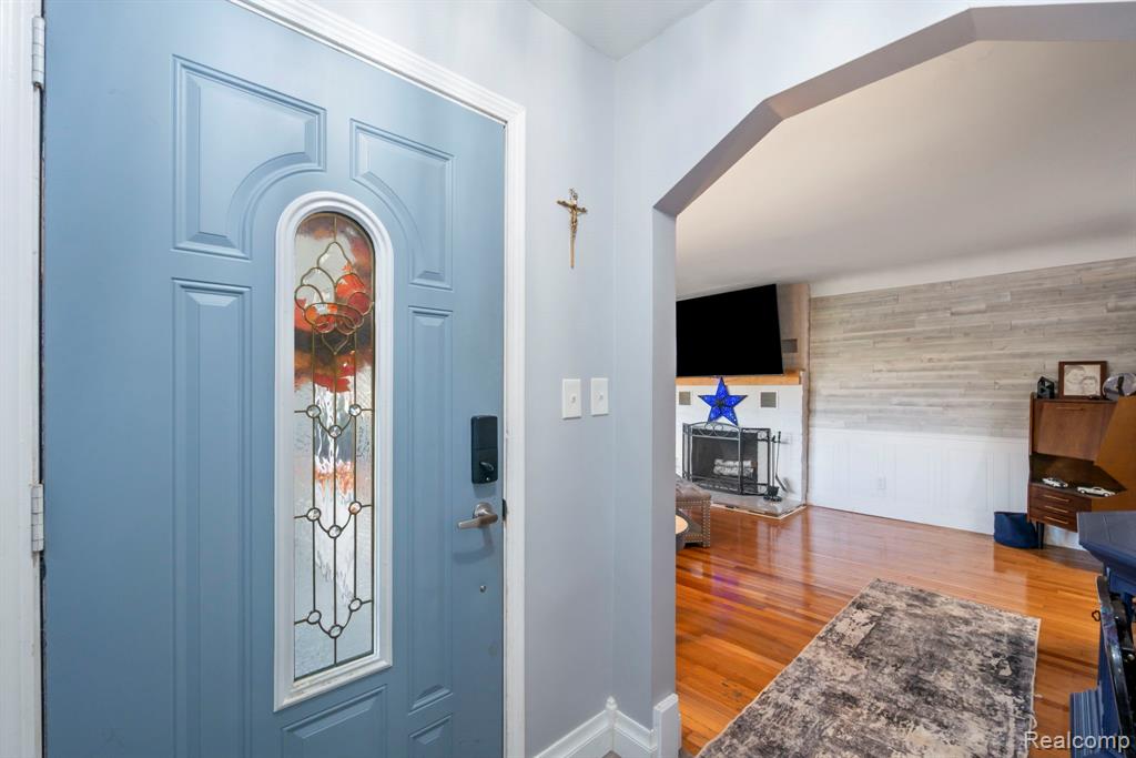 6736 Lakeshore Road, Lexington, MI 48450 — Photo 12