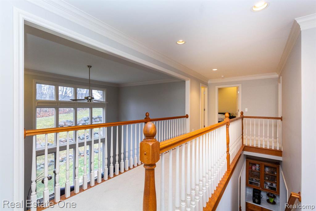 6536 Chatham Circle, Rochester Hills, MI 48306 — Photo 23