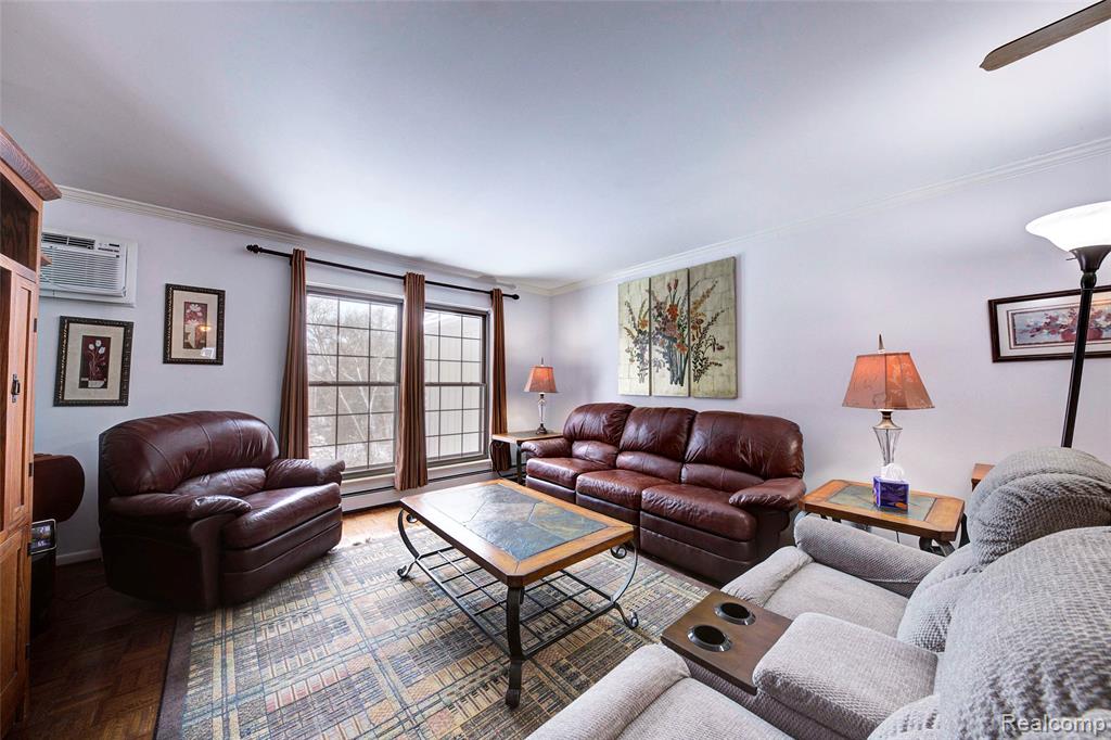 9870 Cambridge Court, 121-2, South Lyon, MI 48178 — Photo 6