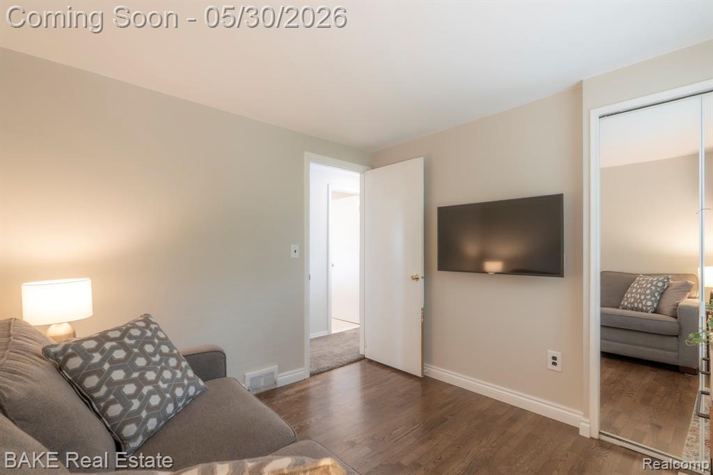 9817 Eckles Road, Plymouth, MI 48170 — Photo 33