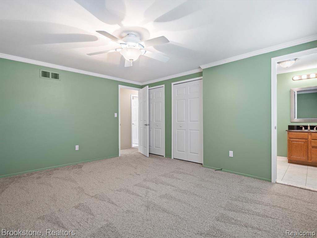 5628 PATTERSON Drive, Troy, MI 48085 — Photo 25