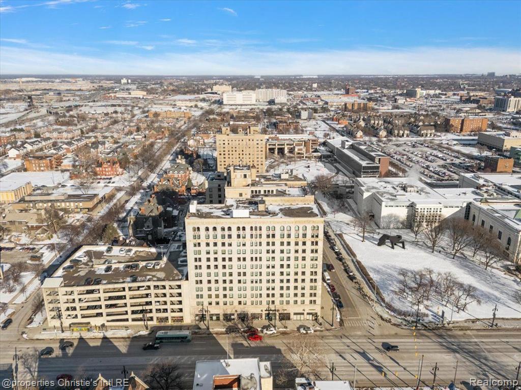 15 E KIRBY Street, 825, Detroit, MI 48202 — Photo 5