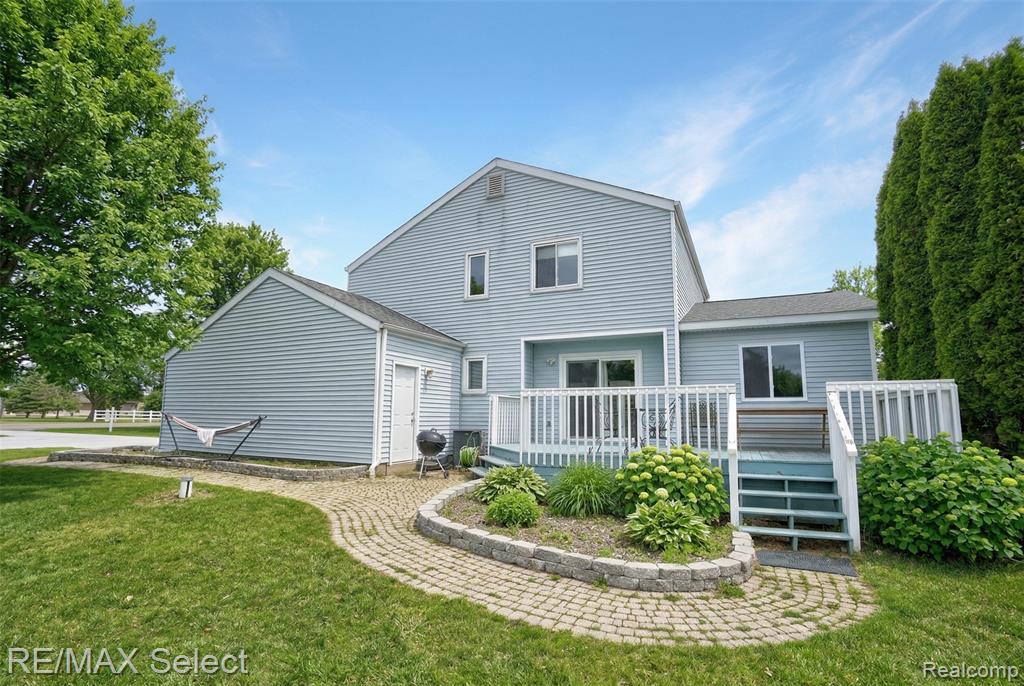 1171 N McKinley Road, Flushing, MI 48433 — Photo 6
